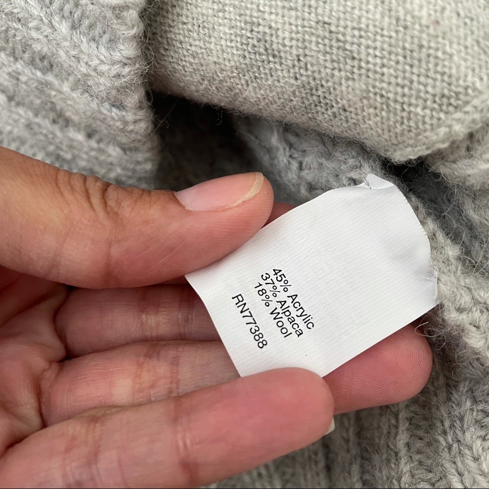 SOLD J. Crew Collared Grey Cardigan - Picture 4 of 6